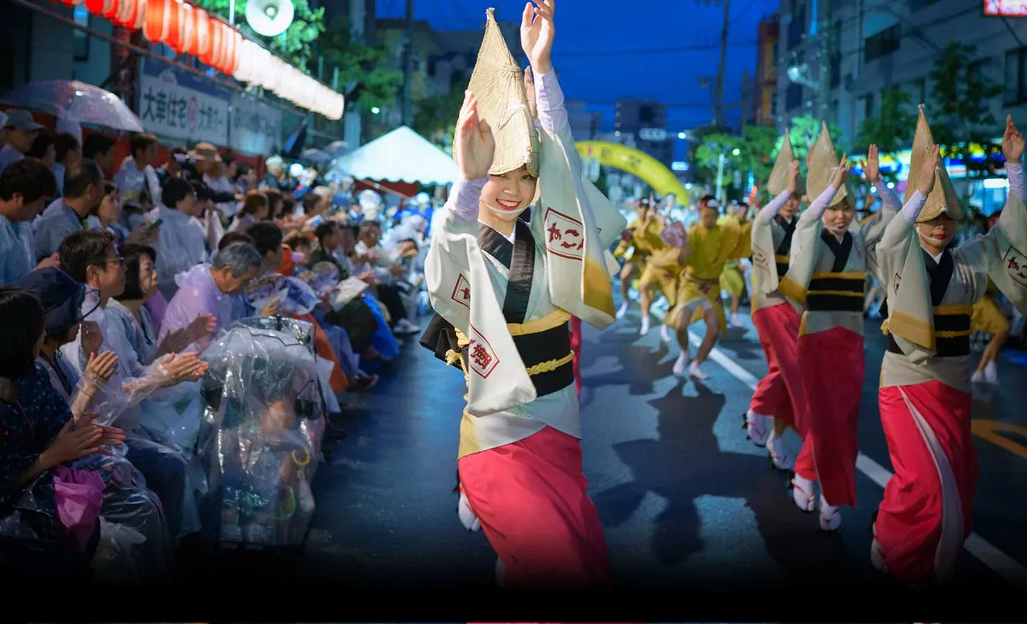 東京高円寺阿波おどり (連の演舞)