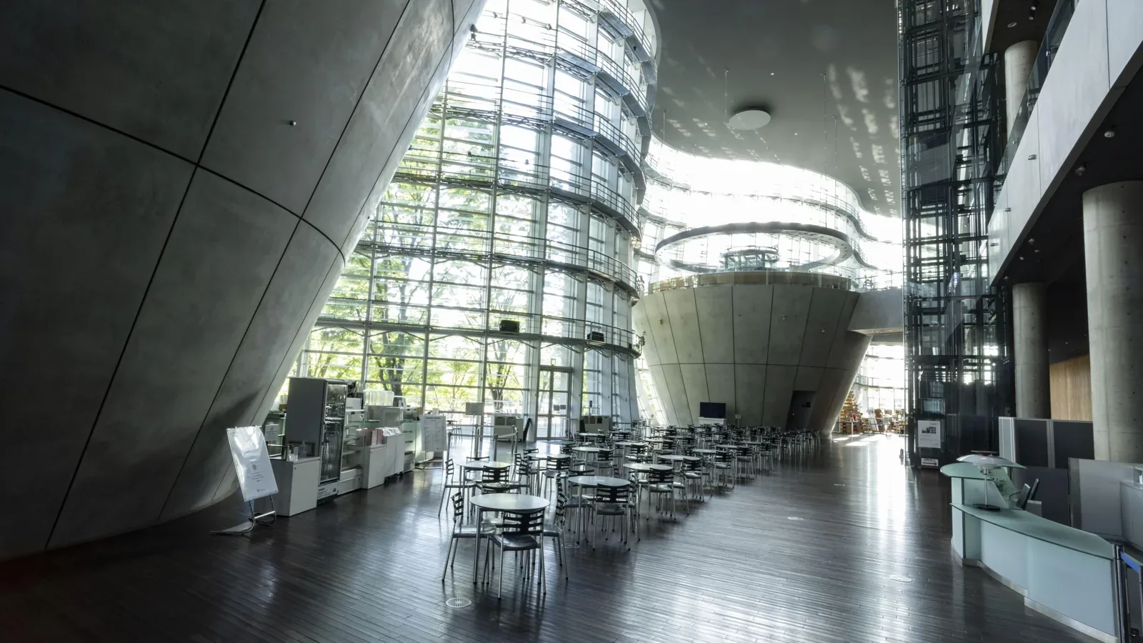 国立新美術館 · 官方影像